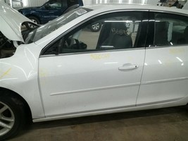 Driver Front Door With Center Moulding Pkg Adhesive Fits 13-14 MALIBU 10... - $2,158.47 MXN