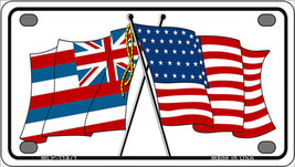 Hawaii Crossed US Flag Novelty Mini Metal License Plate Tag - £11.74 GBP