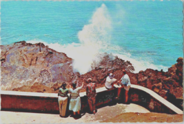 Postcard Hawaii Tourists at Blowhole Koko Head Volcanic Action 6 x 4 in - £4.59 GBP
