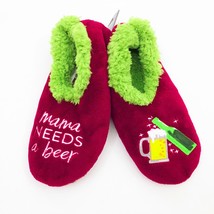 Snoozies Women&#39;s Mama Needs a Beer Non Skid Soles Large 9/10 Burgundy - $239.54 MXN