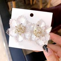 Big Transparent Flower Stud Earrings For Women 2021 New Jewelry Clear Petals Sta - £7.42 GBP