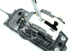 2006-2009 VOLKSWAGEN RABBIT AUTOMATIC FLOOR GEAR SHIFTER SELECTOR ASSEMBLY H1892 image 15