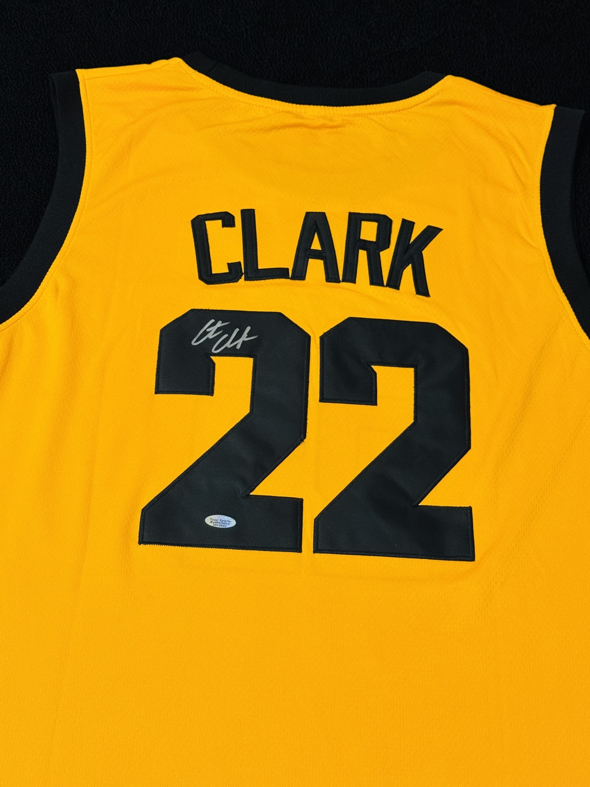 Caitlin Clark Signed Iowa Hawkeyes Basketball Jersey COA - $449.00
