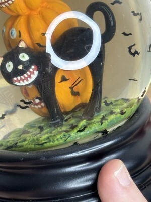 2004 Halloween Snow Globe Pumpkins Cat Spooky Bats Water Globe Decor Y2K Item image 4