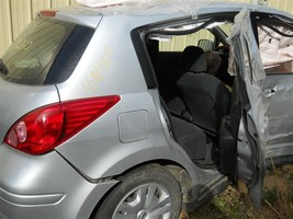 Driver Tail Light Quarter Panel Mounted Hatchback Fits 07-12 VERSA 3832258 - $76.07