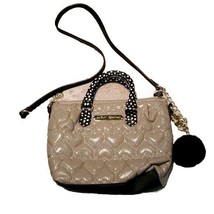 Betsey Johnson Be Mine Beige &amp; Gold Leather Quilted Heart Embossed Purse Vintage - £45.51 GBP