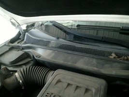 EQUINOX   2014 Cowl Vent Panel 104664635 - $145.04