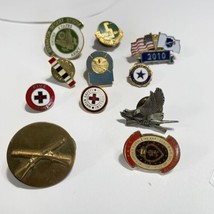 Vintage Pin Backs Lot Desert Storm NRA Red Cross American Légion - £15.70 GBP