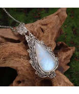 Ornament Vintage Moonstone Water Drop Necklace - $9.99