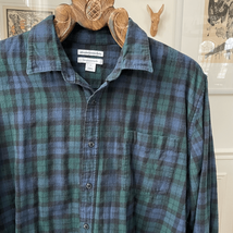 Amazon Essentials Blackwatch Plaid Cotton Flannel Button Up Shirt XL - $335.42 MXN