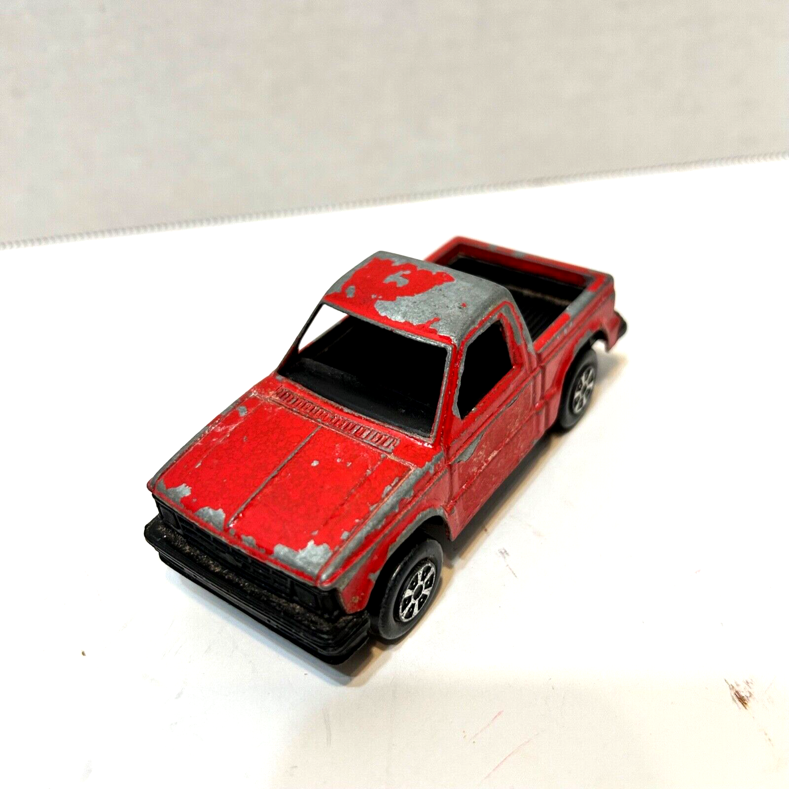 Vintage Tootsietoy Die Cast Metal Red Chevy S 10 Truck Toy 4 inch - £9.25 GBP
