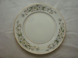 Royal Jackson Arlington Vogue dinner plate dogwood 10 in. - £10.16 GBP