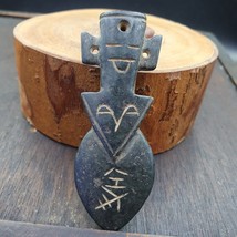 Antique Black Magnetic Stone Pendent Jade Amulet Stone MG-589 - £45.57 GBP