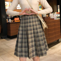 Yellow Knee Length Plaid Skirt Outfit Women Plus Size Full Pleated Plaid Skirts image 3