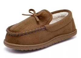 Kids L 2/3 Blue Mountain Boy&#39;s Moccasin Slipper Tan - $17.96 CAD