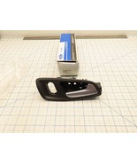 Ford GJ5Z-5822600-BB Interior Door Handle Black RH - €20,49 EUR