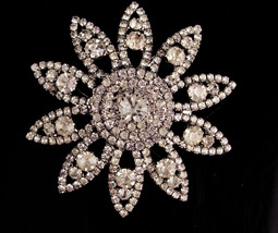 Large rhinestone starburst pin - Big stunning flower brooch - 1950s estate jewel - £97.73 GBP
