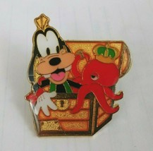 Pirate Goofy Disney Sea Treasure Chest Lapel Pin - £3.50 GBP