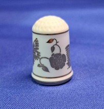 Vintage 1980 Franklin Porcelain Thimble - Swan &amp; Butterfly - Franklin Mint - £17.17 GBP