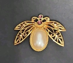 Avon Brooch Pin Butterfly Moth Faux Pearl Gold Tone - $18.50