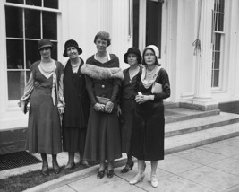 Amelia Earhart visits the White House 1932 Photo Print - £7.04 GBP+