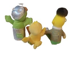 Gund Sesame Street Mini Plush Lot of 3, Oscar, Bert, Big Bird Finger Puppet GUC - £16.05 GBP