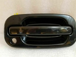 Passenger Front Door Handle Exterior Smooth With Keyhole Fit 1999-2006 S... - £21.70 GBP