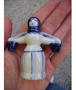 porcellana URSS blu e bianca vintage. Figura russa - $16.95