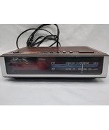 *Works* JC Penny Digital Clock AM/FM Radio 680-802C - $29.87 CAD