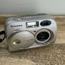 Fujifilm FinePix 2650 2.0MP 3X Optical Zoom Digital Camera Metallic - £45.06 GBP