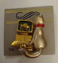 Danecraft© Cat On Computer Brooch Scarf Pin Vintage - $16.00