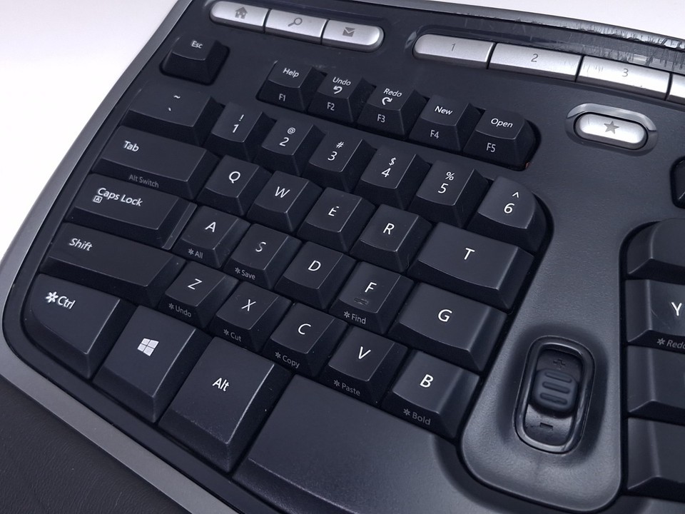 Microsoft Natural Ergonomic Keyboard 4000 V1.0 USB Wired Black  TESTED Item image 5