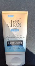 Neutrogena Deep Clean Gentle Daily Facial Scrub, Oil-Free Cleanser, 4.2 ... - £15.69 GBP