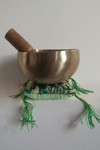 Tibetan High Quality Hand Beaten Yoga Meditation Singing Bowl 5&quot; - Nepal - £79.00 GBP