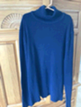 Marlboro Men’s Turtleneck Knit Shirt Size Large Navy Blue Beautiful Cond... - $24.99