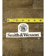 Smith &amp; Wesson Sticker Decal - $161.82 MXN