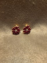 Vintage Red Glitter Enamel Poinsettia Clip on Earrings Christmas - £6.04 GBP