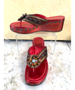 Donald Pliner Couture Peace Metallic Leather Shoe NIB 8.5 Wedge Thong $345 New - $138.00