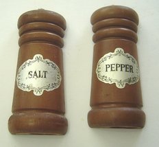 Vintage Wooden Half Salt and Pepper Shakers Wall Mounting - £7.98 GBP