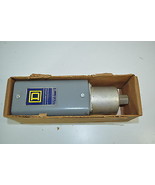 NEW Square D Sq. D Industrial Pressure Switch 9012 # BCG-0 13-14 PSI Ser... - $165.14 CAD