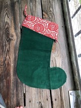Everyday Decorative Hunter Green Stocking With Red/White Cuff - £3.96 GBP
