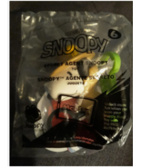 Peanuts Secret Agent Snoopy toy McDonalds 2018 - $47.13 MXN
