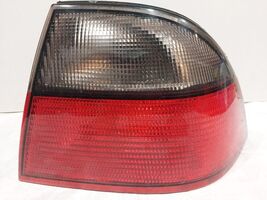 1999 to 2001 Saab 9-5 Sedan Right RH Passenger Side Outer Taillight 4677043 - $45.00