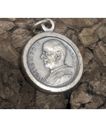 Vintage Pope Paulus VI Pont Max Terra Catacombe Roma Relic Medal Italy - $374.14 MXN