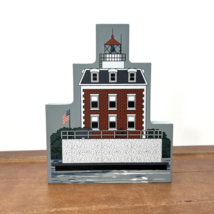 1997 Hometowne Collectibles, New London Ledge Lighthouse Connecticut - $25.00