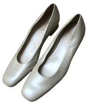 VTG Michelle D Square Toe Block Kitten Heel Pearlescent Oyster Pumps Size 7.5N - £10.79 GBP