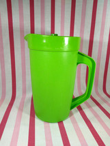 Groovy Vintage PS MID MoD Lime Green Plastic Beverage Pitcher Air Seal Lid - £6.27 GBP