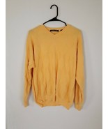 Northern Isles Mens Large Yellow Argyle Long Sleeve V-Neck Pullover Sweater - $416.08 MXN