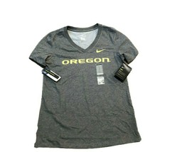 NWT New Oregon Ducks Nike Dri-Fit Women&#39;s V-Neck Size Small T-Shirt - £19.31 GBP