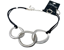 NIP Mia &amp; Tess Silver and Black Necklace and Earring Set - £15.17 GBP